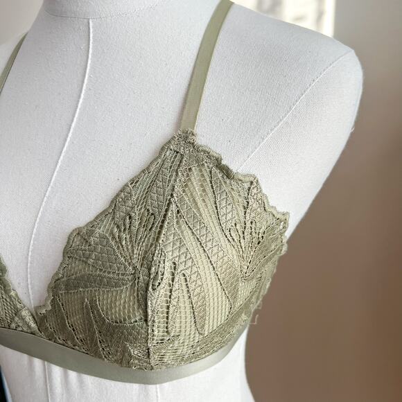 Aerie Green Lace Unlined Triangle Bralette Small Strappy No Padding Lace Bra - Picture 3 of 5